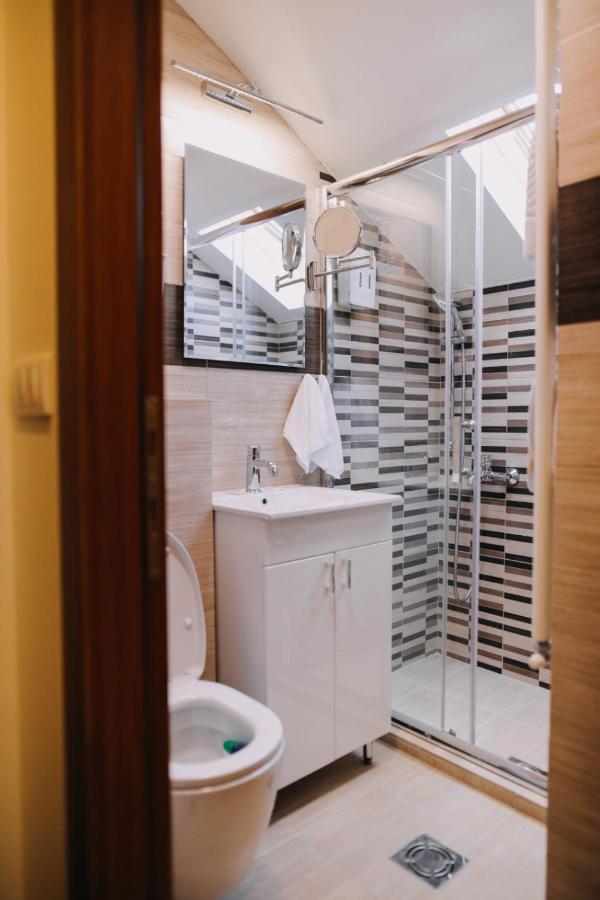 Prima Lux Apartments & Studio Ni Esterno foto